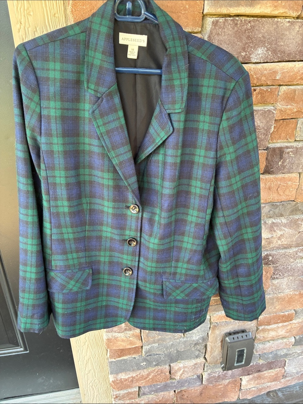 Appleseed's Green & Navy Plaid Tailored Blazer Size 14 shoulders 16.length 26.5